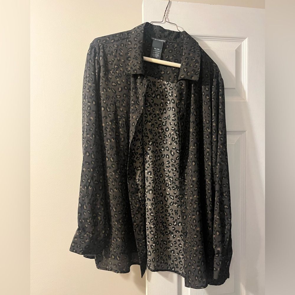 Chelsea & Theodore Leopard Print Button Down Blouse XXL Green Business Casual